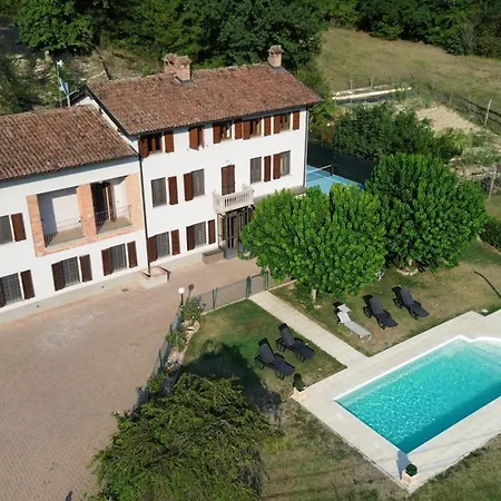Exclusive With Swimming Pool And Tennis Area * Corsione