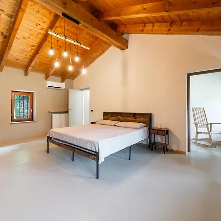 Exclusive With Swimming Pool And Tennis Area Villa