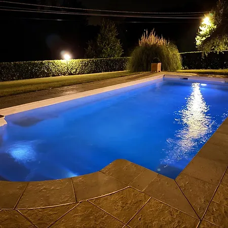 Exclusive With Swimming Pool And Tennis Area *