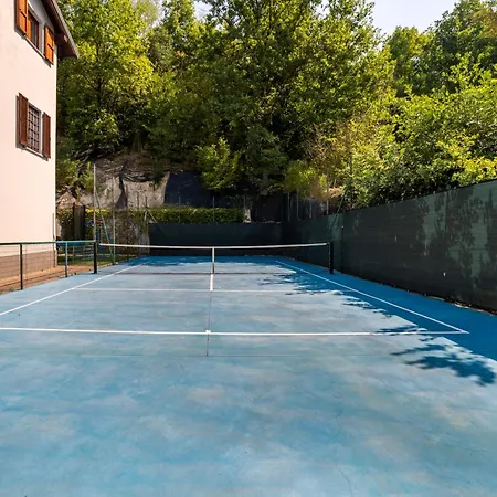 Exclusive With Swimming Pool And Tennis Area Villa
